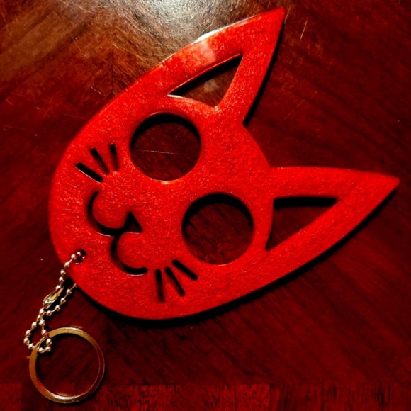 50 Piece Cat Shaped Self Defense Keychains in Multiple Colors - Picture 6 of 10
